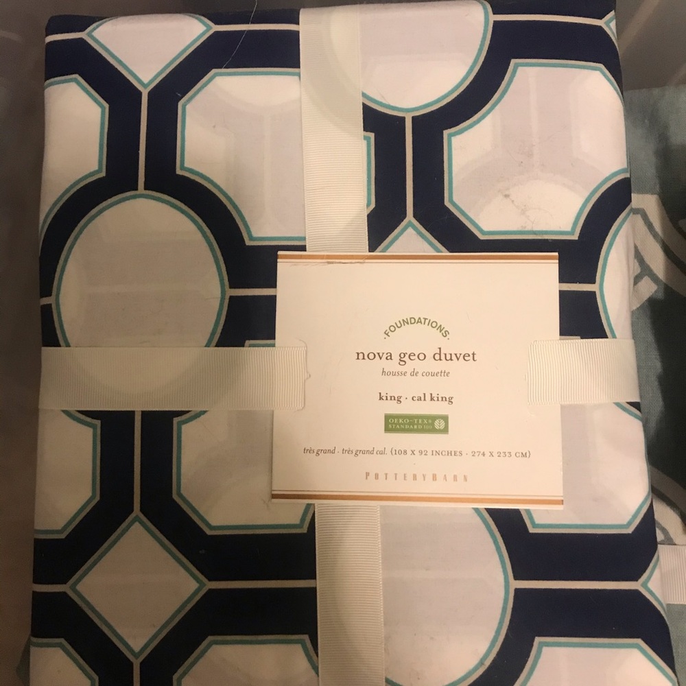 New Duvet pottery barn king/ca